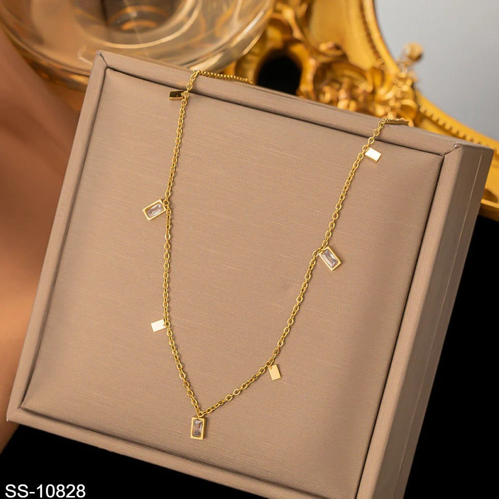 SS-10828 - Square Crystal Tassel Gold - Necklace