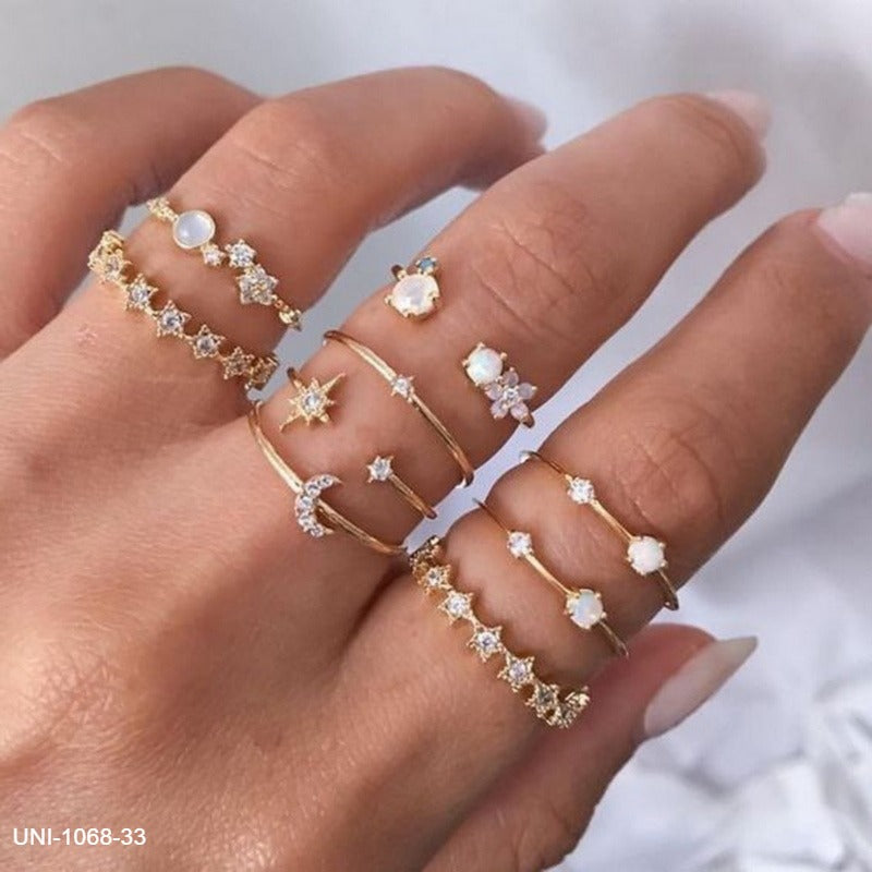 UNI-10168-33 - Moon & Star Sparkle Gold - Ring Set Of 9