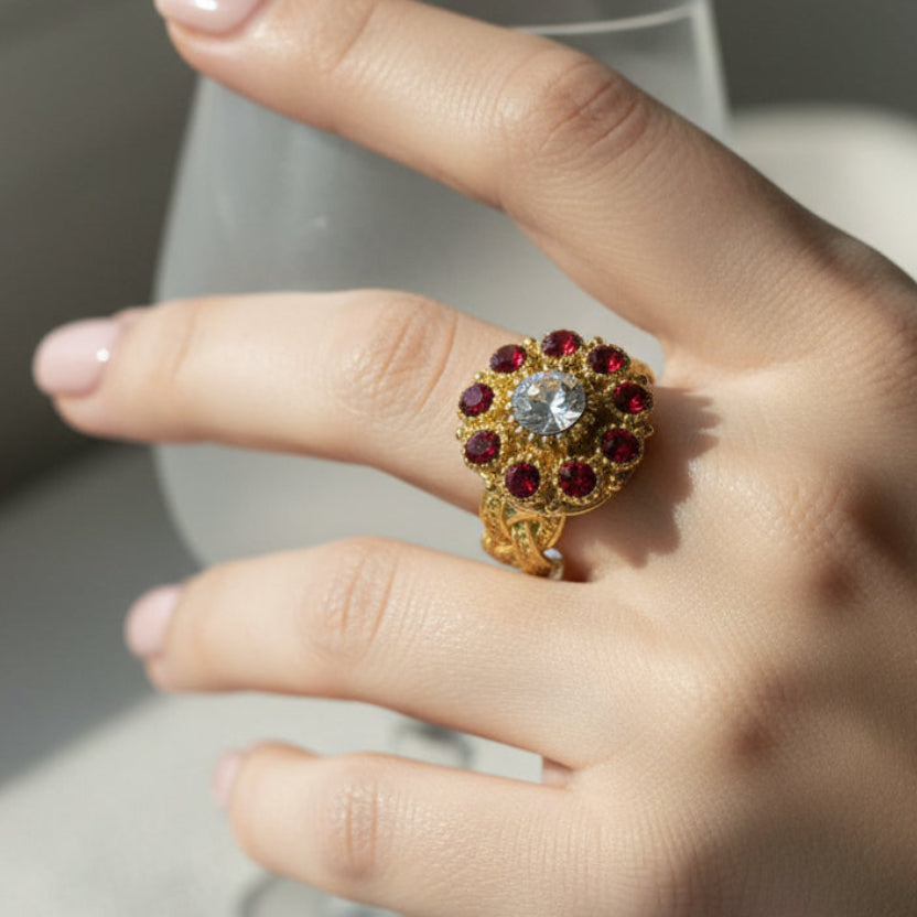 R-108 - Diamonds Gold - Ring Style 4