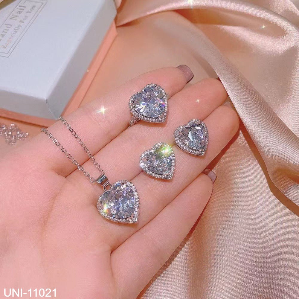 UNI-11021 - Crystal Heart Diamond Silver - Jewelry Set