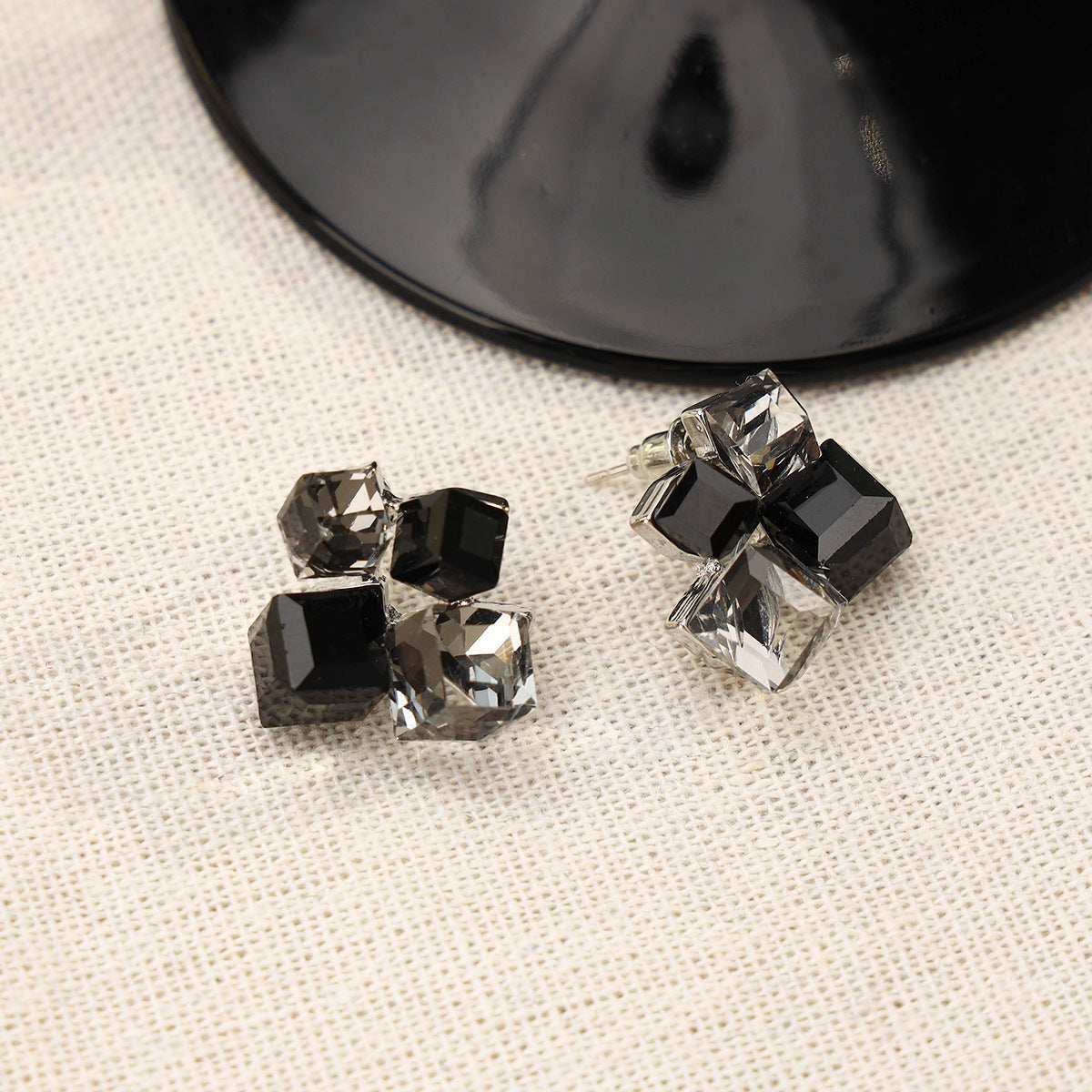 UNI-10387 - Black Crystal Diamond - Earring