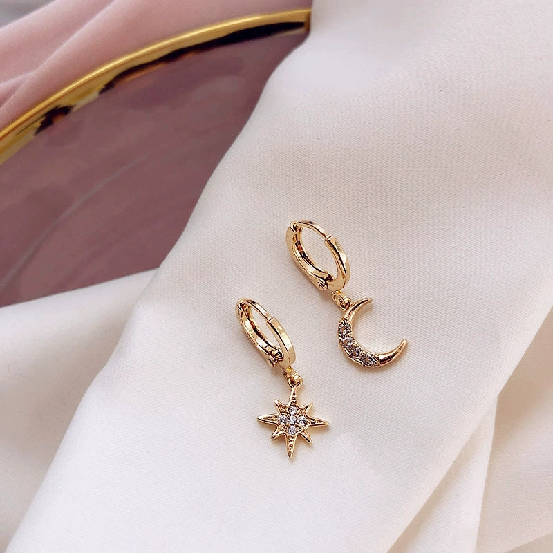 UNI-12389 - Gold Moon & Star - Earring