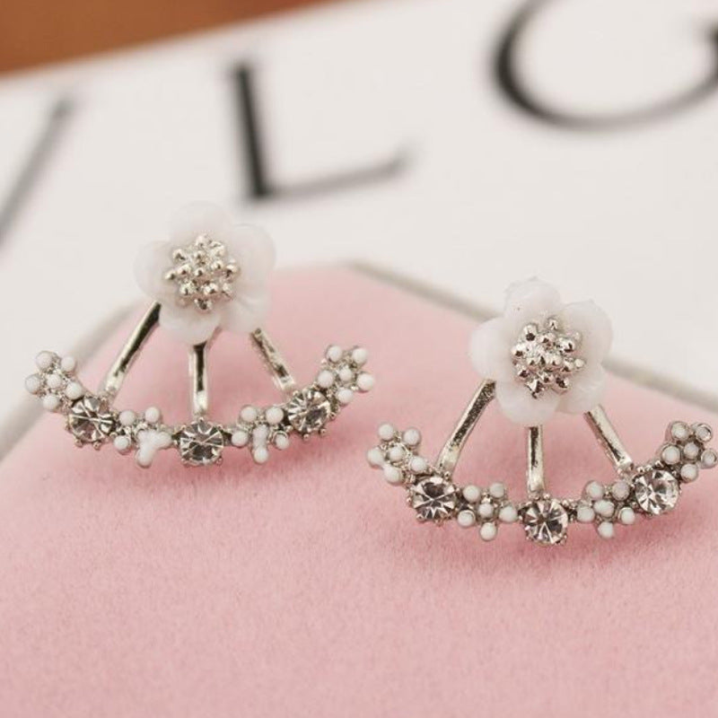 UNI-10476 - Silver White Flower - Earring
