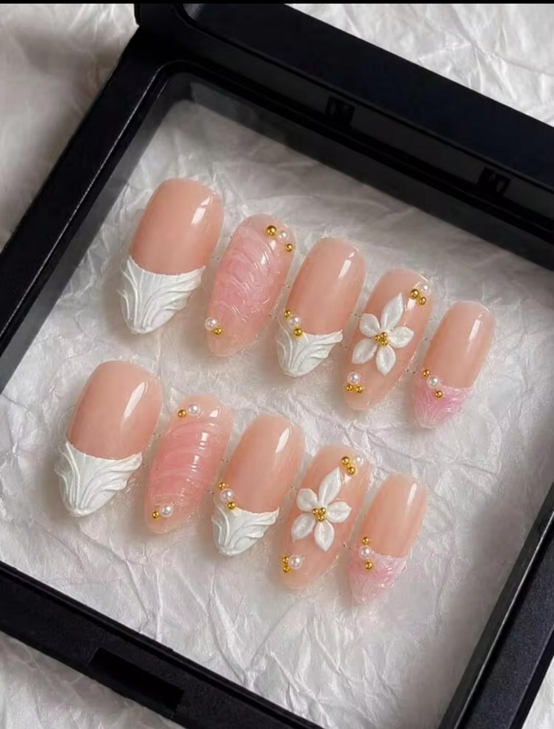 N-452-1 - Pink & White Flowers Shiny - Press On Nail Set Of 24 - Free 24 Pcs Sticker Sheet Included