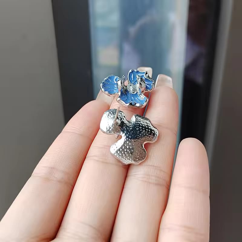 UNI- 11593 - Silver & Blue Flower - Earring