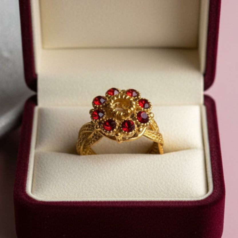 R-106 - Diamonds Gold - Ring Style 2