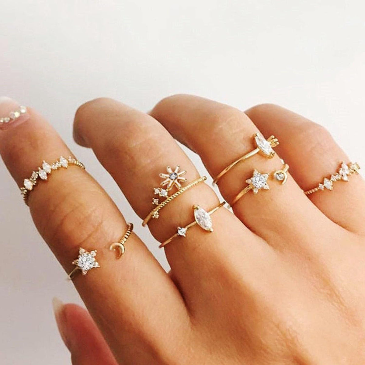 UNI-10168-33 - Moon & Star Sparkle Gold - Ring Set Of 7