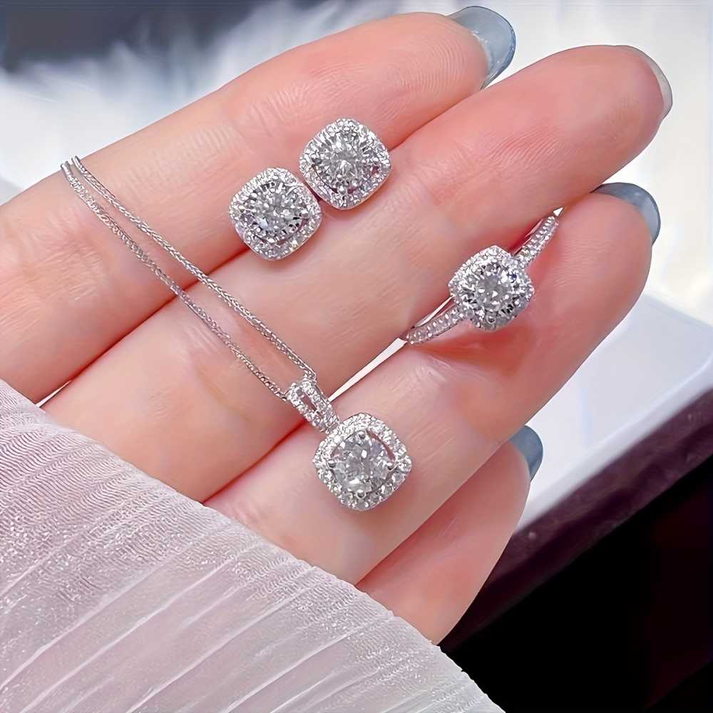 UNI-11019 - Diamonds Square Silver - Jewelry Set