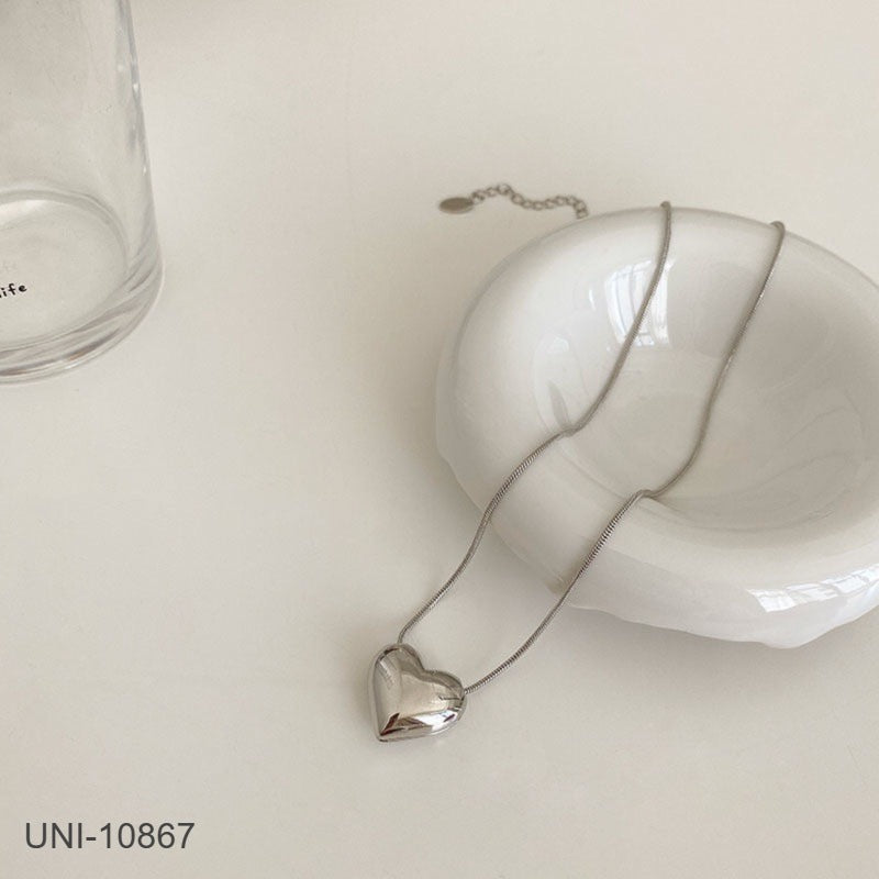UNI-10867 - Silver Heart - Necklace