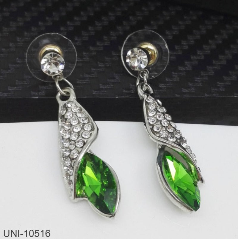 UNI-10516 - Blinky Diamond - Earring Style 7
