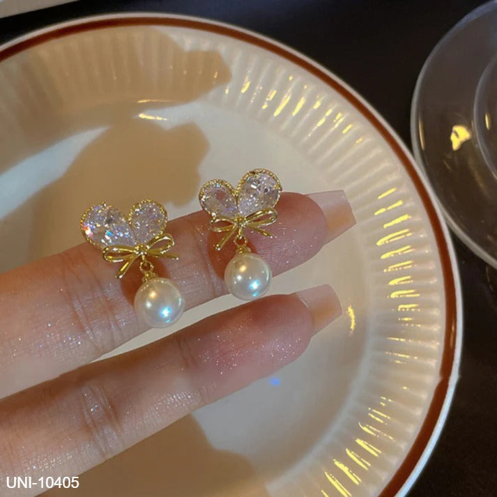 UNI-10404 - Crystal Heart Bow Pearl - Earring