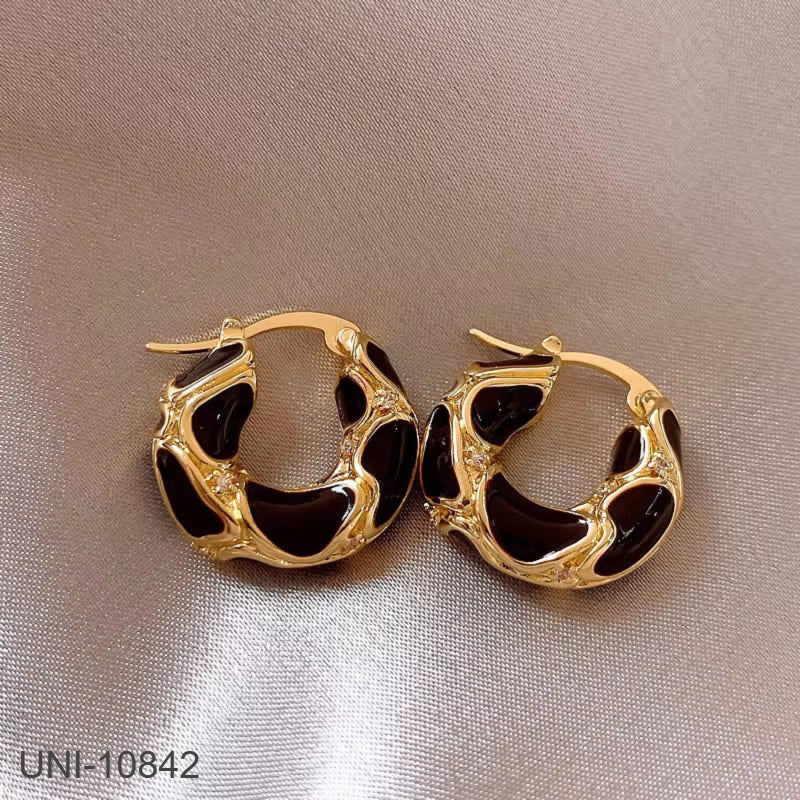 UNI-10842 - Black Geometric Gold Foil - Earring