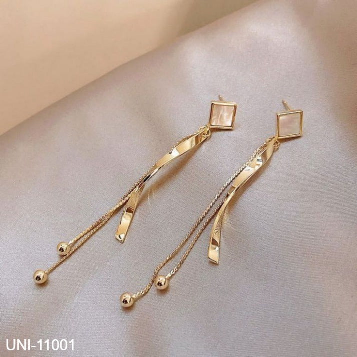 UNI-11001 - Fancy Dangling Gold - Earrings