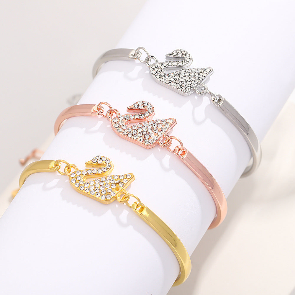 UNI-10567 - Silver Foil Swan - Bracelet