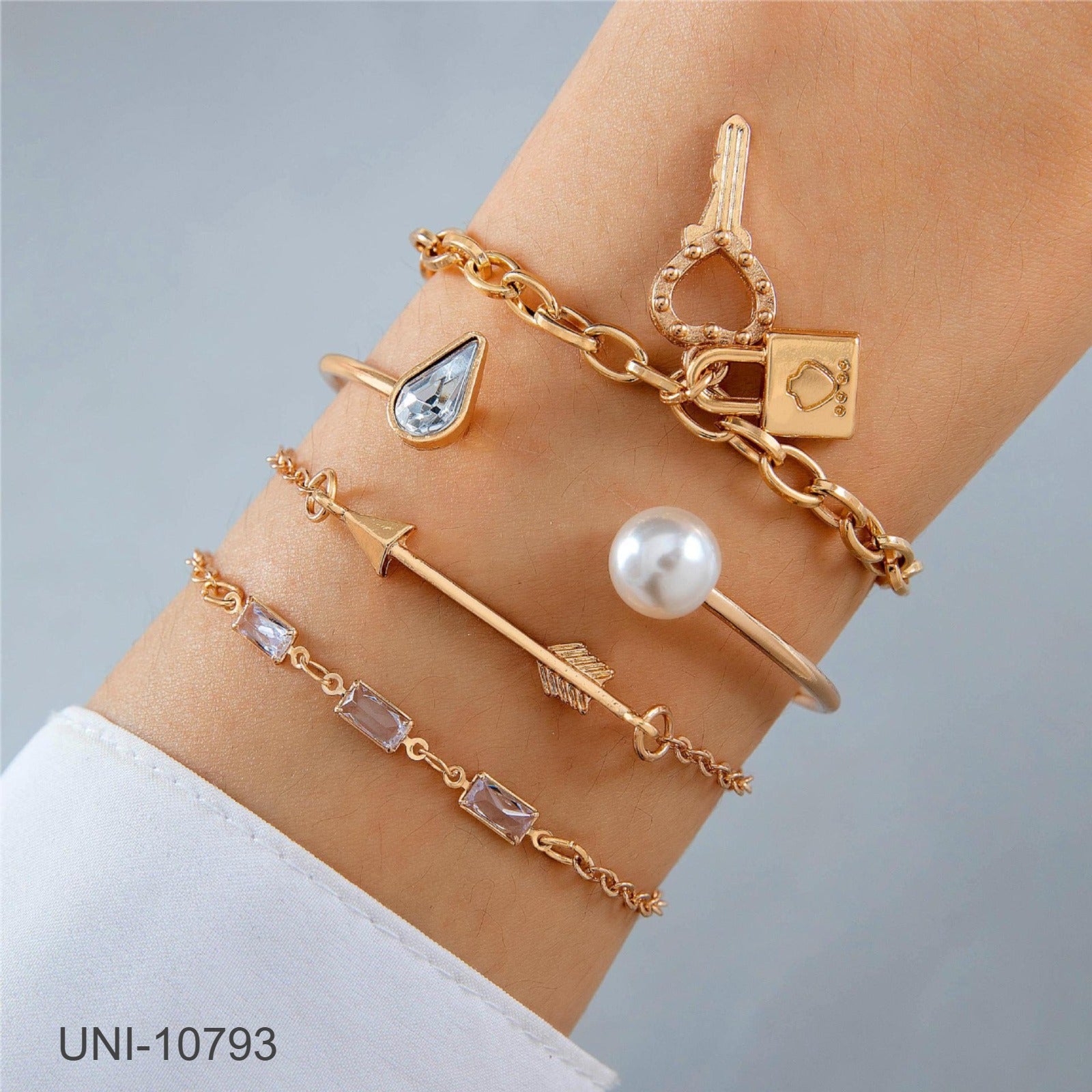 UNI-10793 - Classy Charms Gold Chain - Bracelet Set of 4