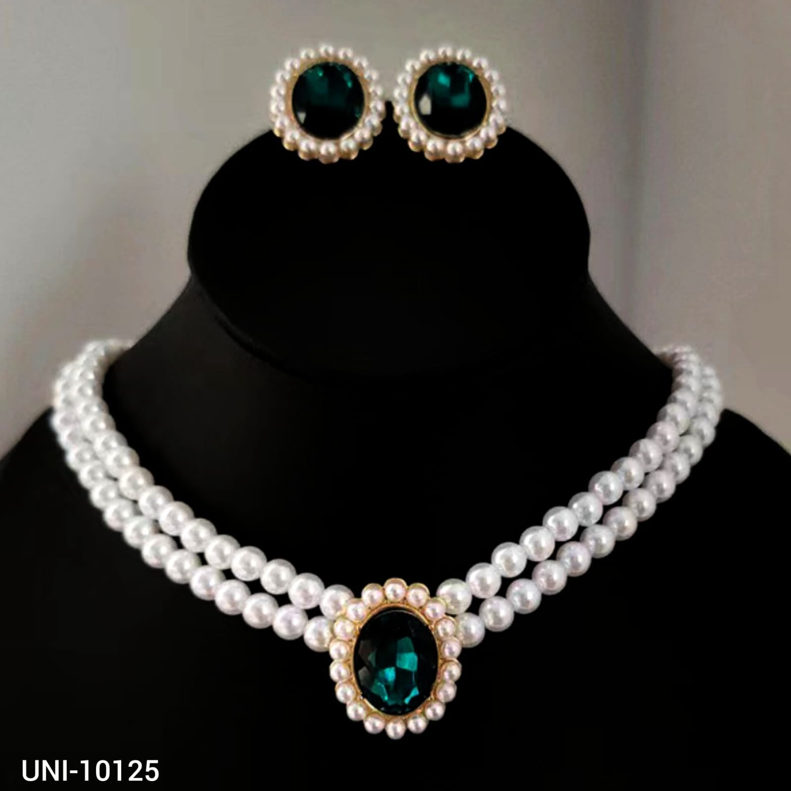 UNI-11025 - Luxury Diamond & Beaded Pearls Gold - Jewelry Set