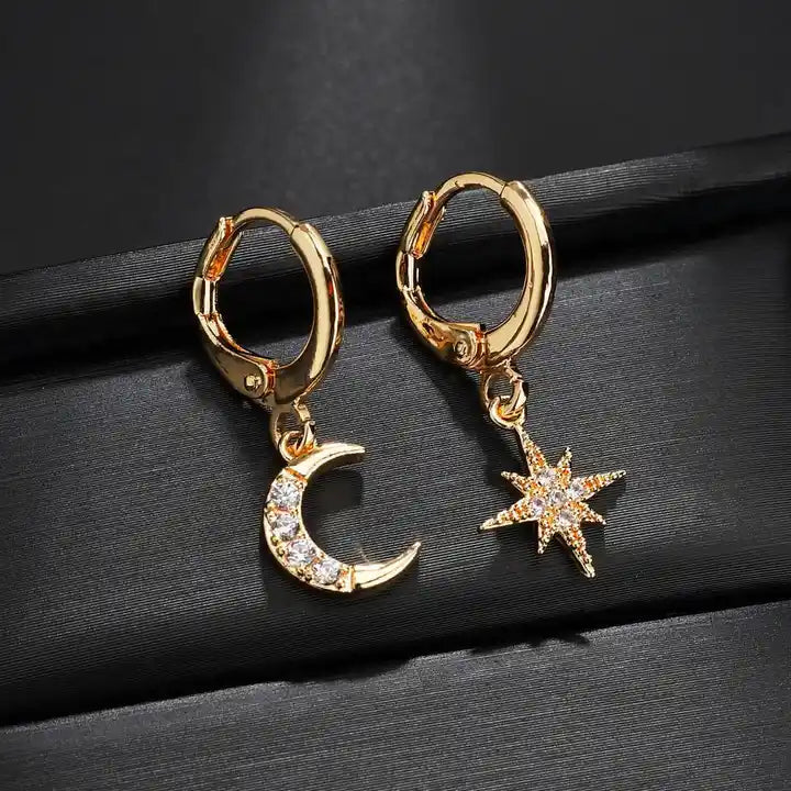 UNI-10505 - Gold Moon & Star - Earring