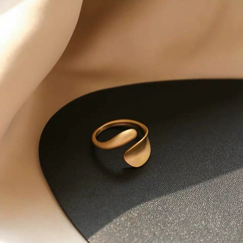 UNI-12633 - Elegant Gold Foil - Ring