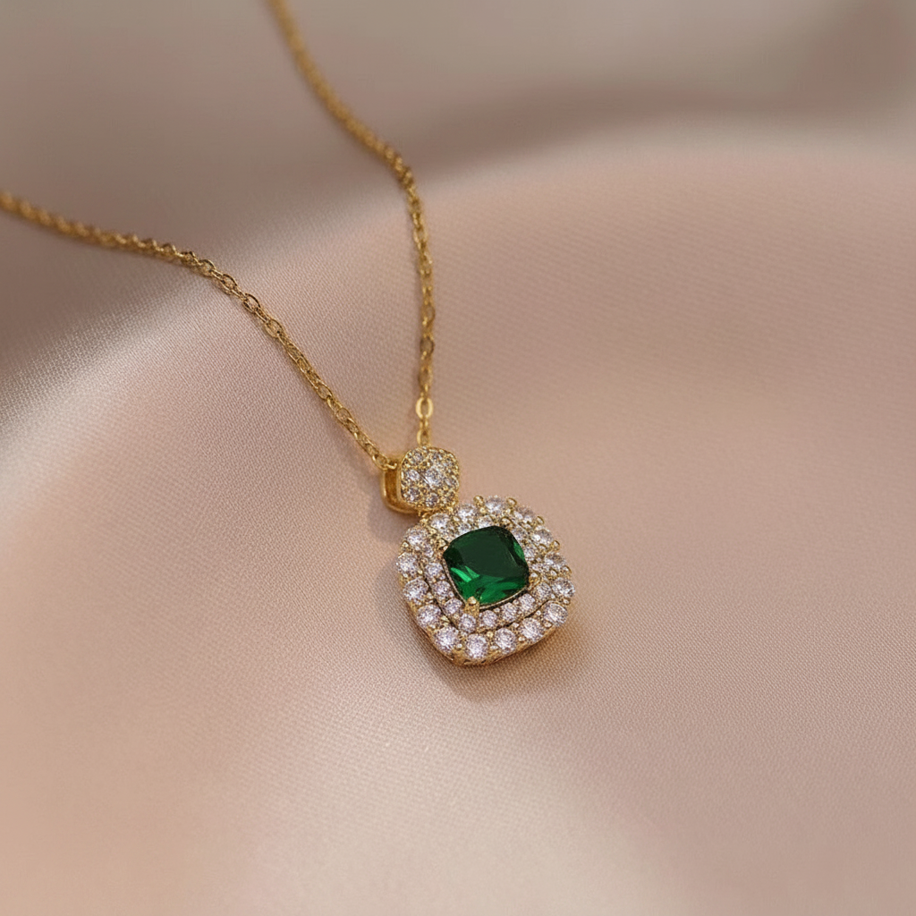 UNI-1040-1 - Green Diamond Gold - Necklace