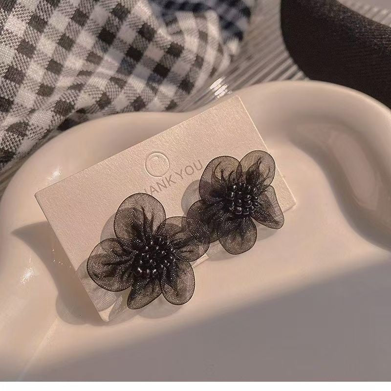 UNI-10896 - Black Flower - Earring