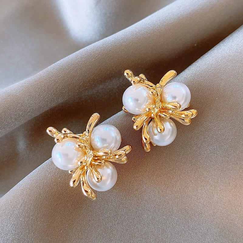 UNI-12834 - Irregular Gold Foil & Pearls - Earring