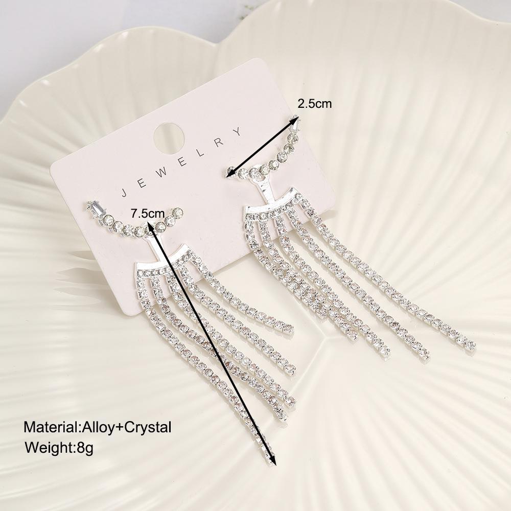 UNI- 11200 - Dangling Sparkle Diamond - Earring