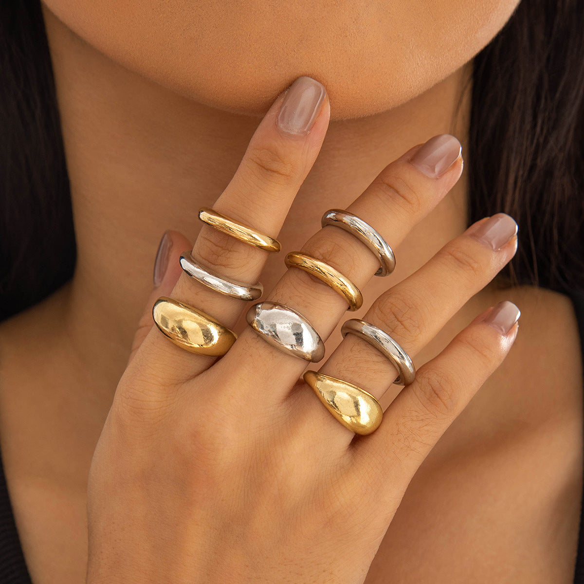UNI-11128 - Luxury Gold & Silver - Ring Set Of 8