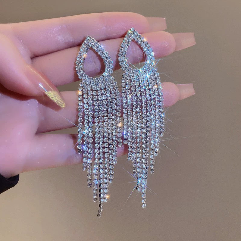 UNI-12859 - Dangling Diamonds - Earring