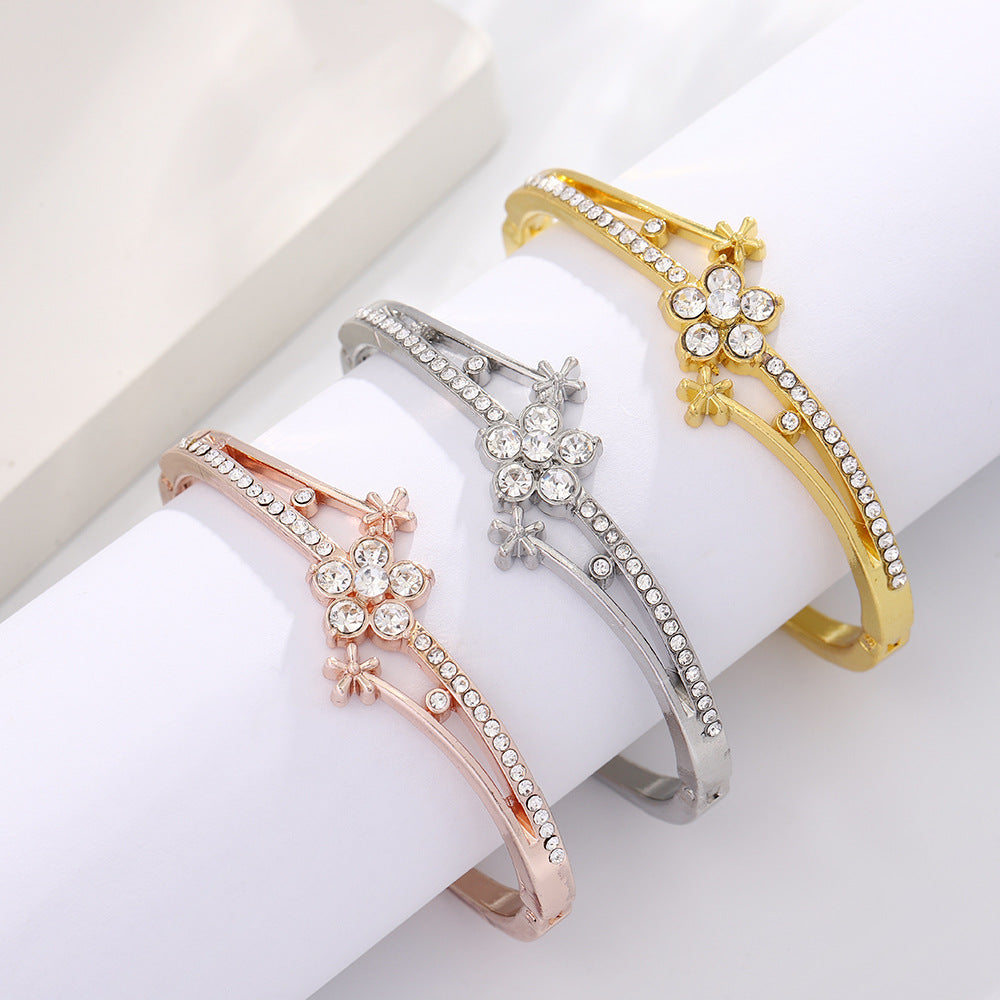 UNI-11307 - Rose Gold Flower Bangle- Bracelet