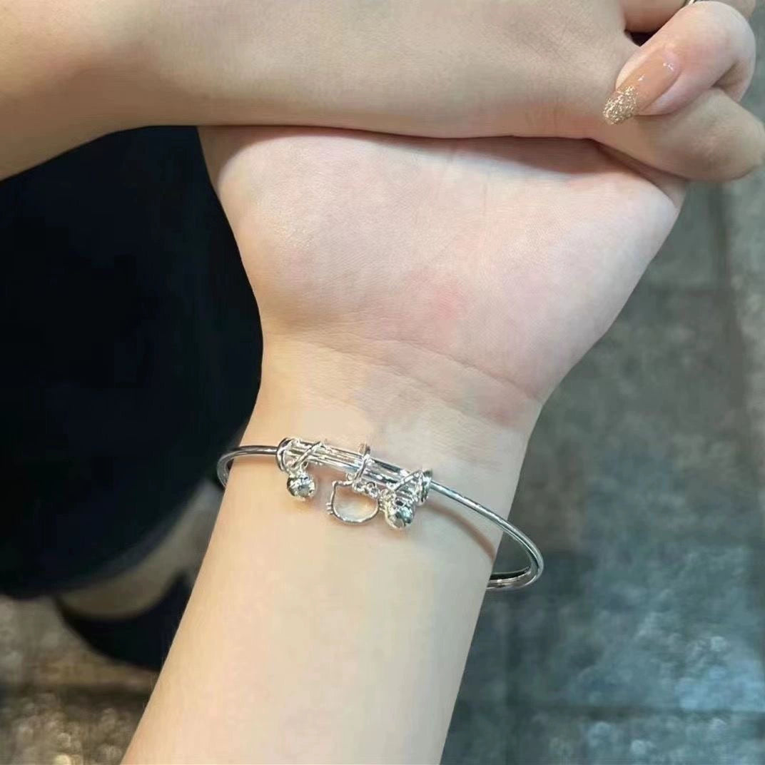 UNI-12322 - Hello Kitty Silver Bangle - Bracelet