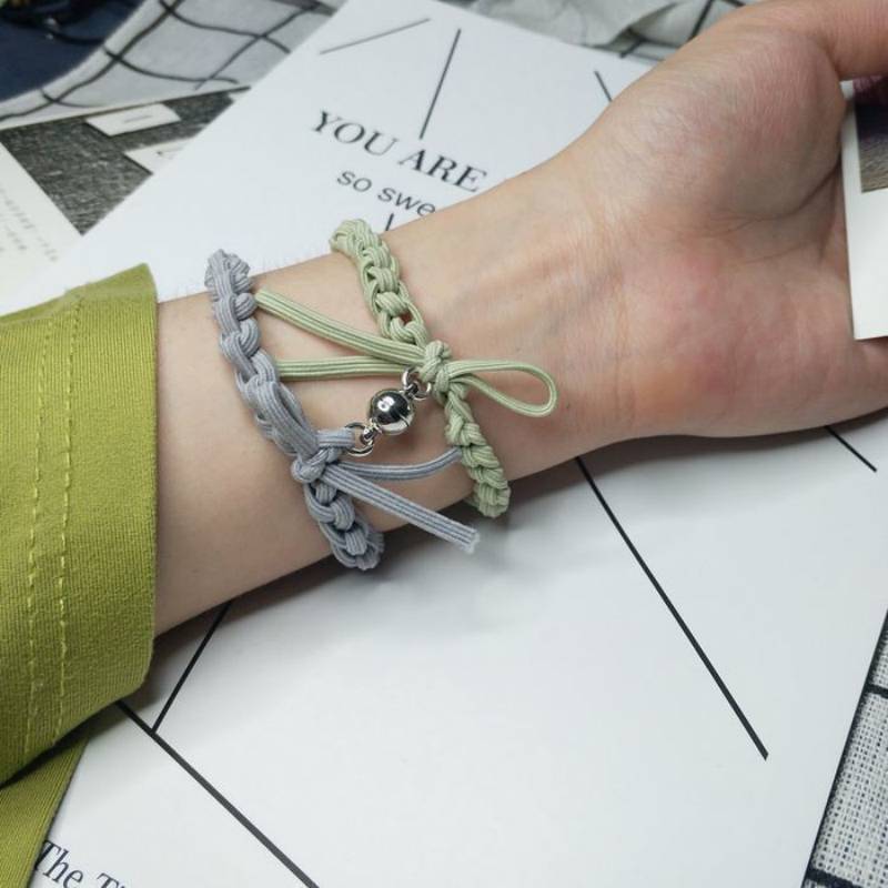 UNI-11736 - Grey & Green Elastic Magnetic - Bracelet Set