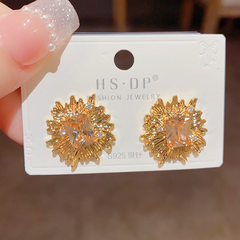 UNI-10954 - Diamond Luxury Gold - Earring