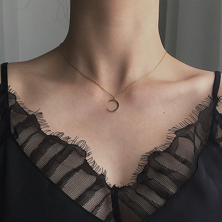 UNI-12275 - Gold Moon - Necklace