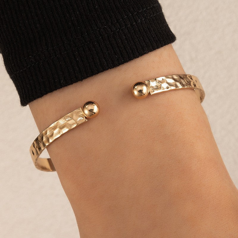 UNI-11103 - Foiled Gold Bangle - Bracelet