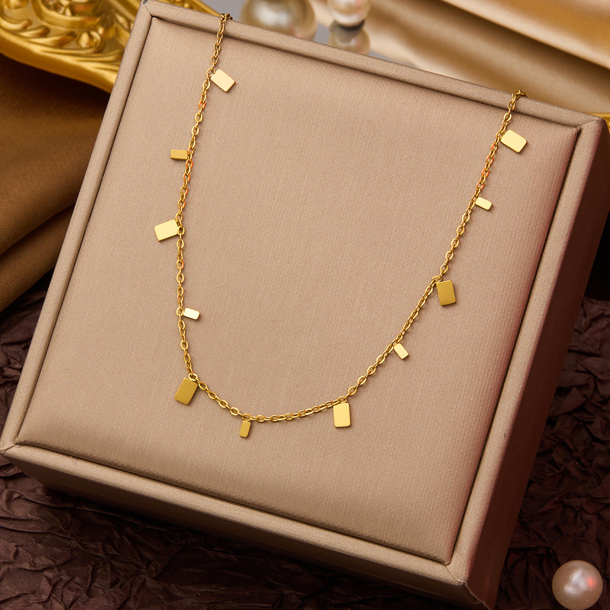 SS-10818 - Gold Foil Cube - Necklace
