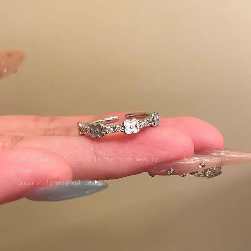 UNI-12293 - Mini Flower Silver - Ring