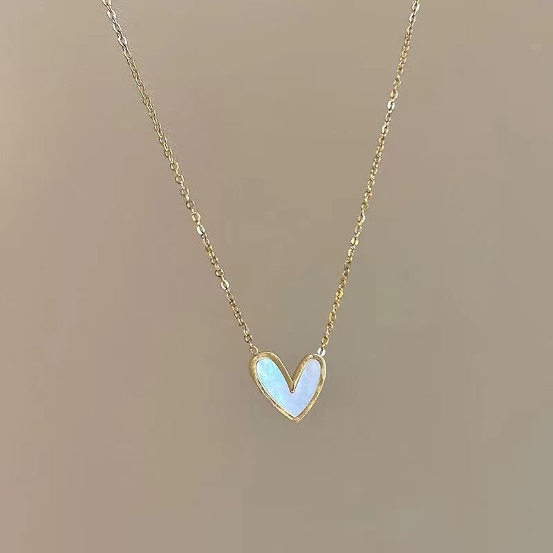 UNI-12303 - White Heart Gold - Necklace