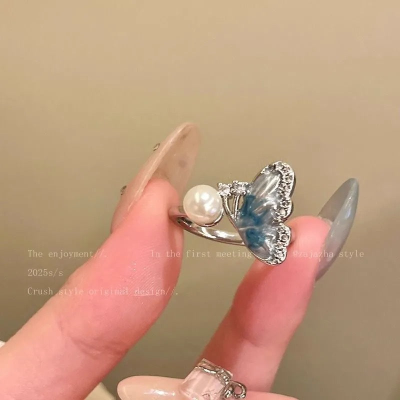 UNI-12291 - Pearl & Butterfly Silver - Ring