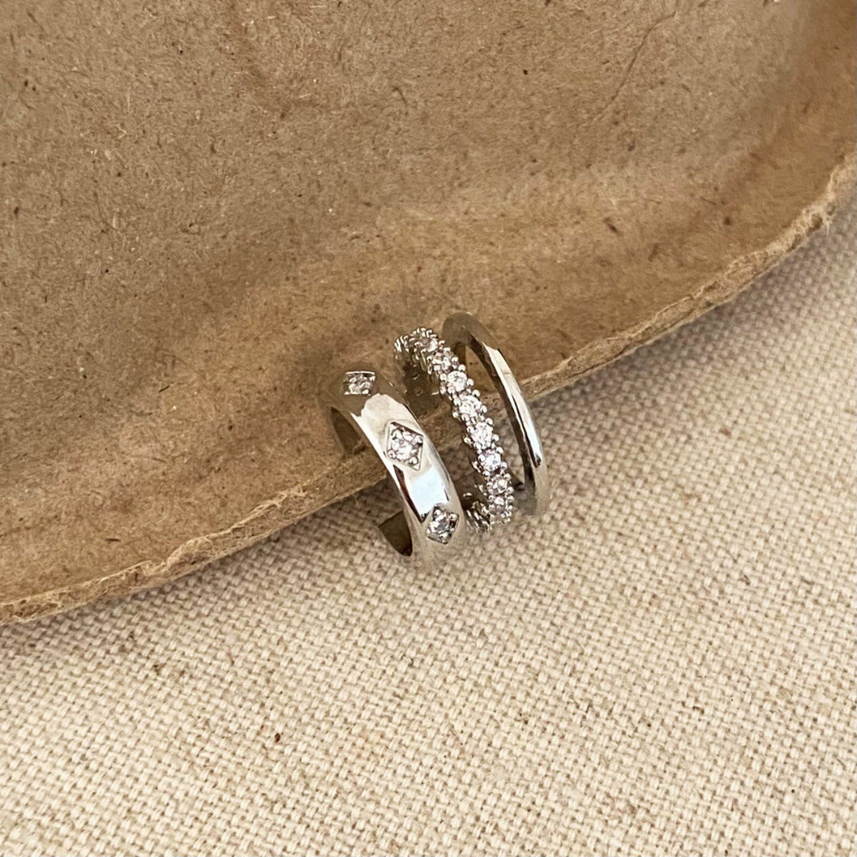 UNI-12671 - Classy Diamonds Silver - Ear Cuff