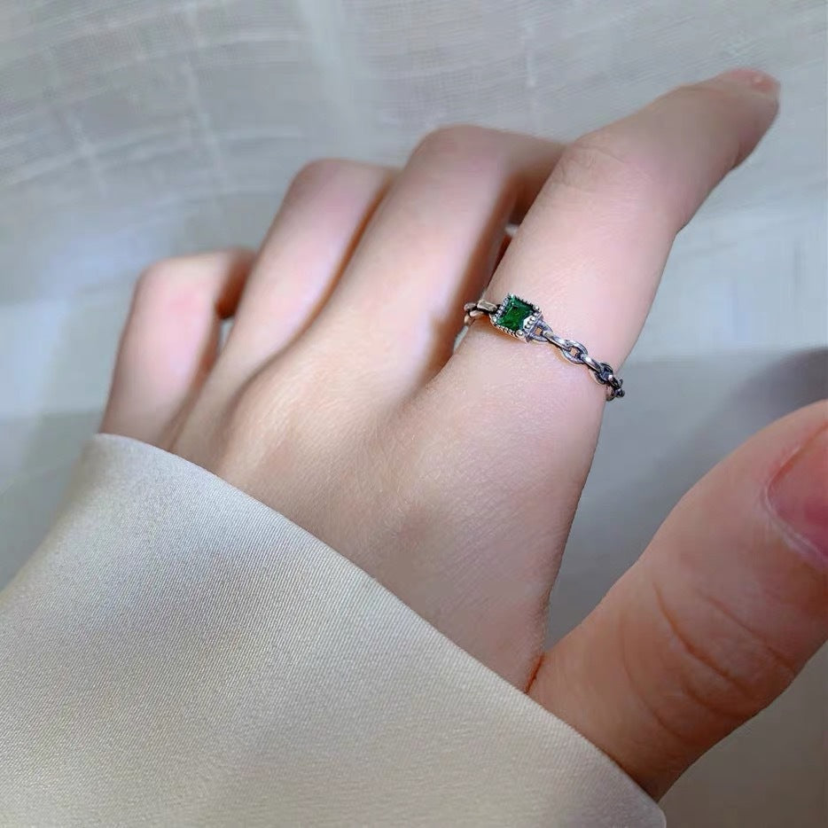 UNI-11154 - Green Gem Silver Ring