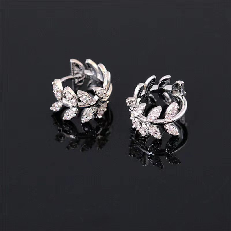 UNI-12128 - Silver Diamonds Leaf - Earring