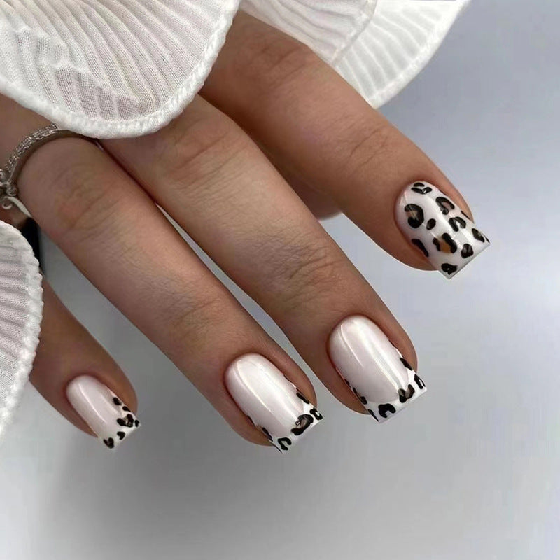 N-300 - Black & White Leopard Print - Press On Nail Set Of 24 - Free 24 Pcs Sticker Sheet Included
