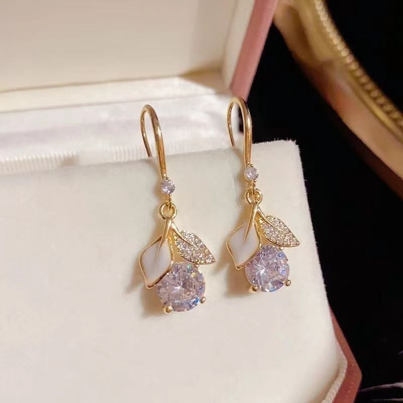 UNI-10403 -Crystal Diamond Flower - Earring