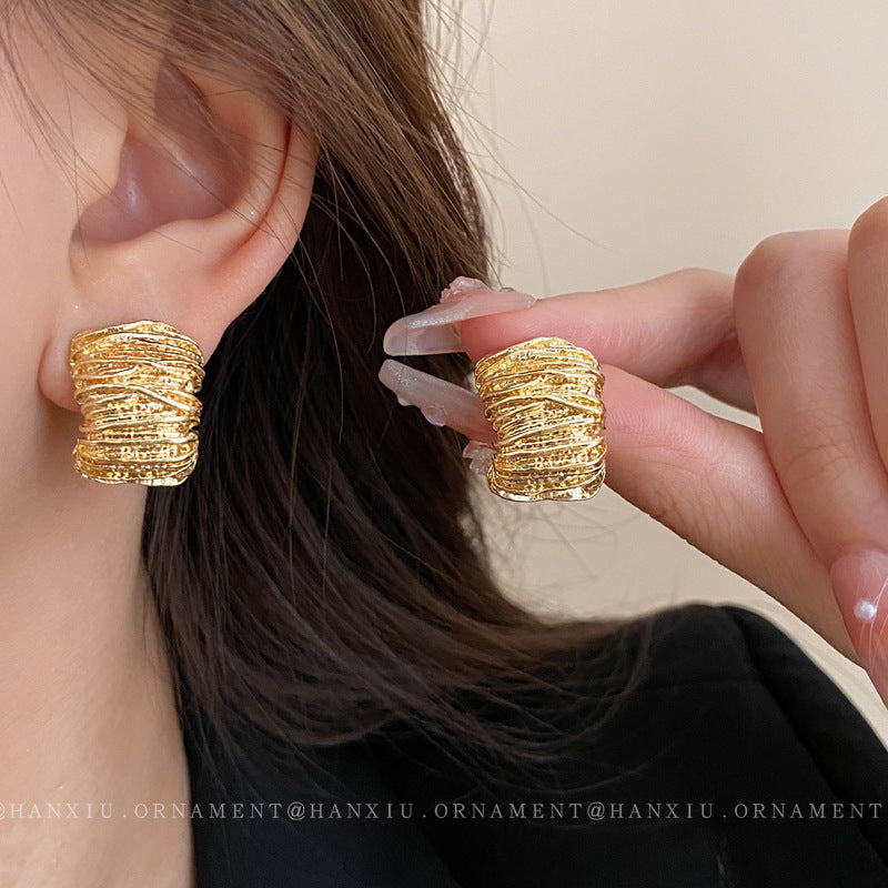 UNI-10937 - Curved Gold - Earring
