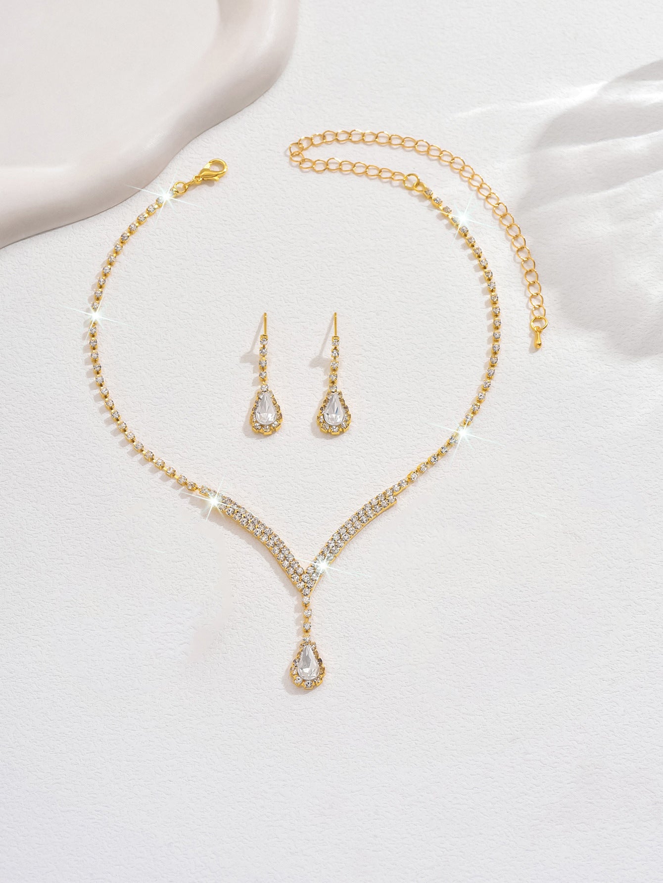 UNI-11353 - White Diamonds Gold - Jewelry Set