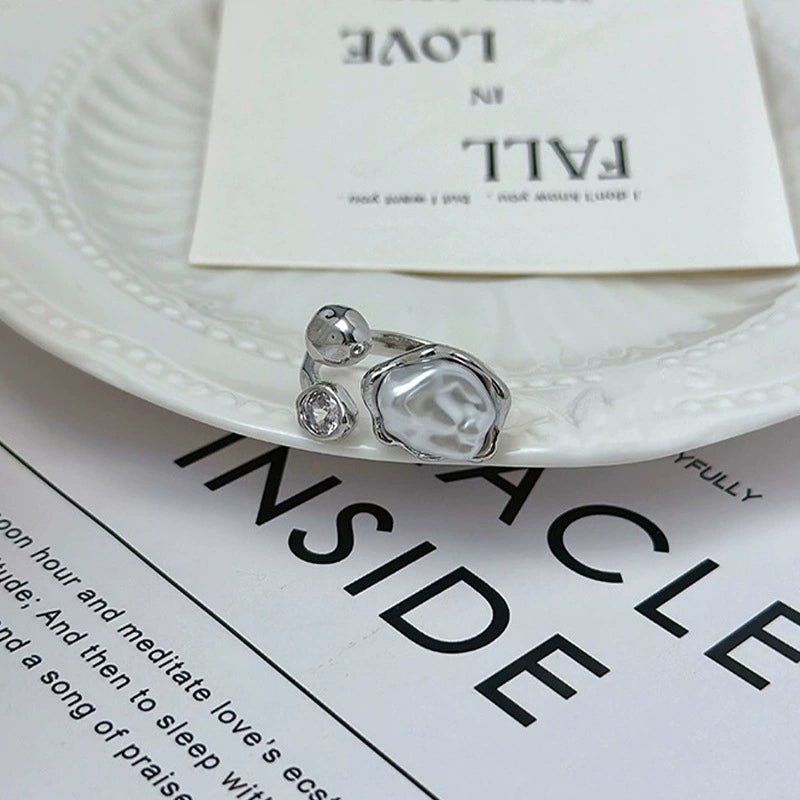 UNI-12688 - Pearl & Diamond Silver Foil - Ring