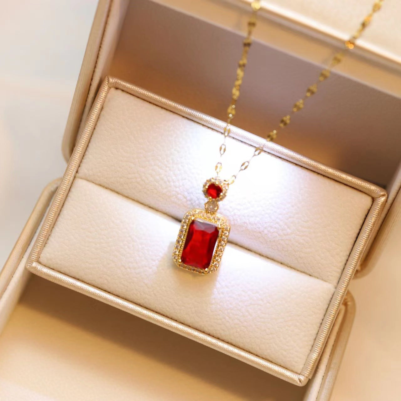 UNI-11016 - Red Gem Gold - Jewelry Set