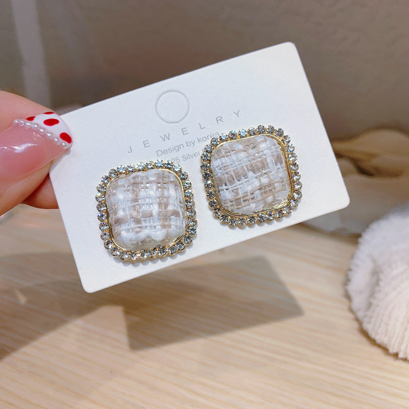 UNI-12131 - White Grid Flash Diamond Square - Earring