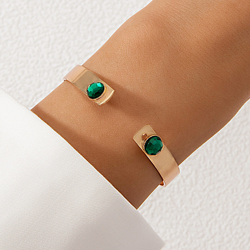 UNI-11082 - Green Diamond Gold Bangle - Bracelet Style 1
