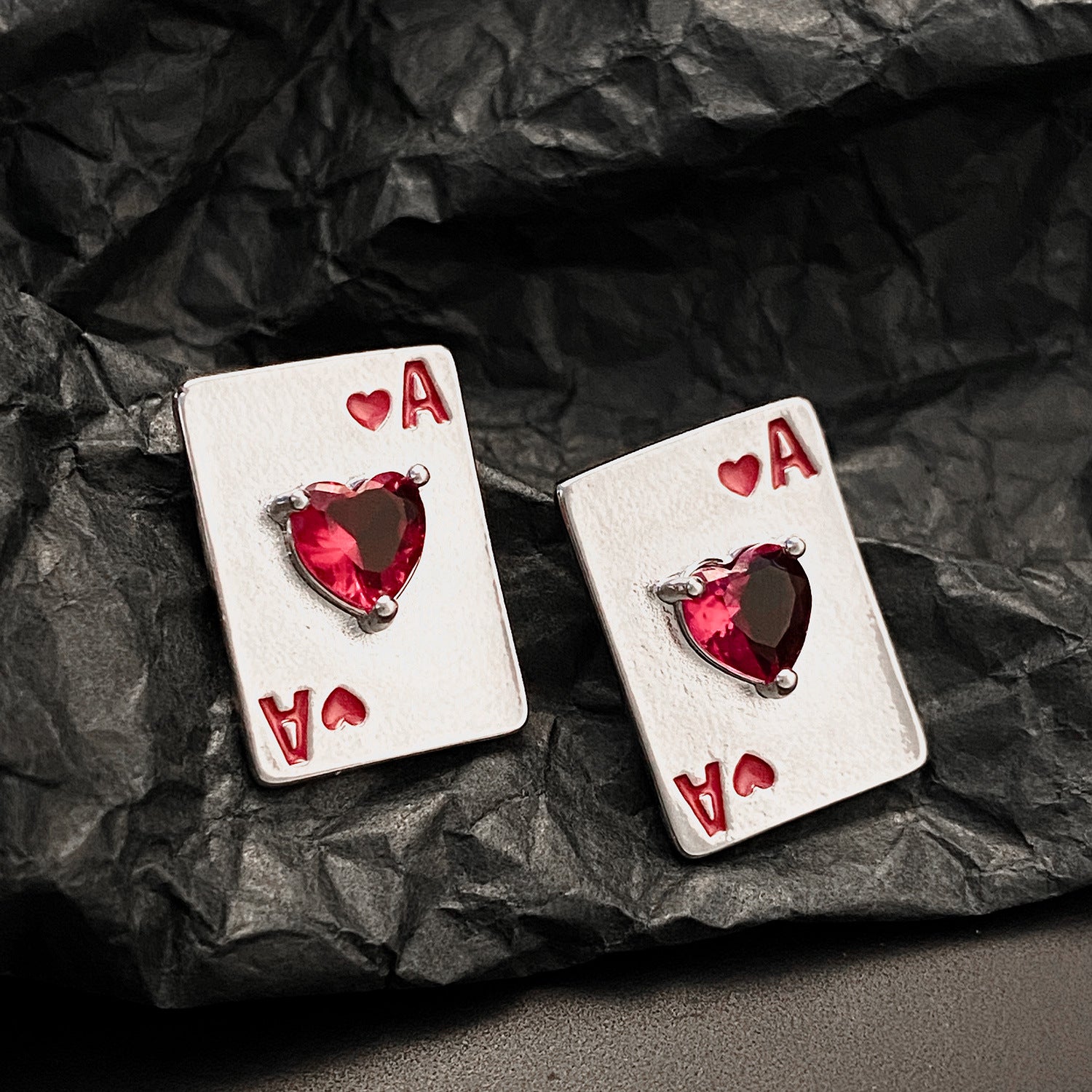 UNI-10973 - Ace Of Spade Red Diamond & White - Earring